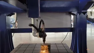 LCR03三维激光切割头切割镀锌板1.5mm