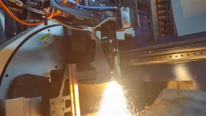 LCF15A1-切割-14mm碳钢角铁12kW-1.5米每分钟-氧气∠45°坡口切割